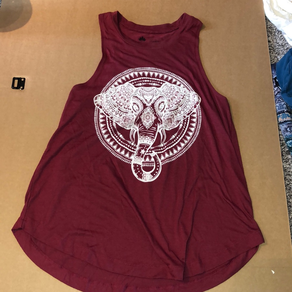 maroon elephant tank
